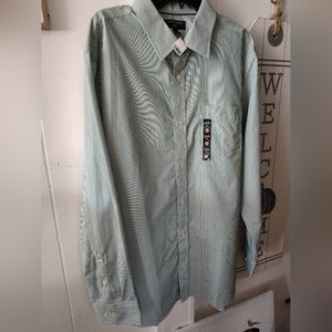Men's 2xl NWT Banana Republic long sleeve green and white button down shirt